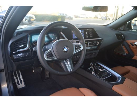 BMW Z4 Roadster M40i High Executive M Sport Automaat / Achteruitrijcamera / M Sportstoelen / M Adaptief ... ActivLease financial lease