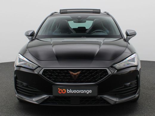 CUPRA Leon Sportstourer 1.4 e-Hybrid VZ Black Edition 245PK DSG Pano-schuifdak, SOH 91%, leder, achteruitrijcamera, super... ActivLease financial lease