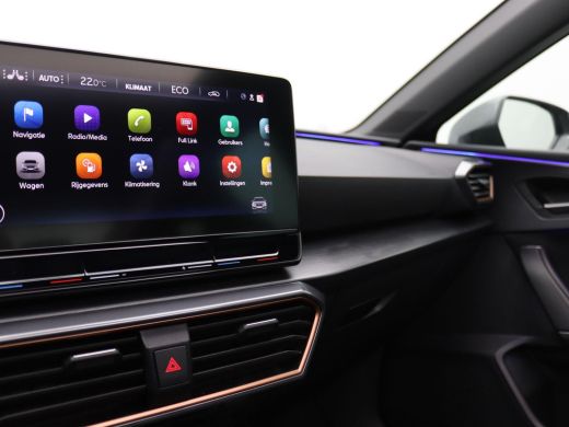 CUPRA Leon Sportstourer 1.4 e-Hybrid VZ Black Edition 245PK DSG Pano-schuifdak, SOH 91%, leder, achteruitrijcamera, super... ActivLease financial lease