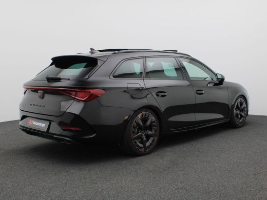 CUPRA Leon Sportstourer 1.4 e-Hybrid VZ Black Edition 245PK DSG Pano-schuifdak, SOH 91%, leder, achteruitrijcamera, super... ActivLease financial lease