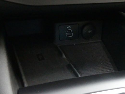 Ford Focus 1.0 EcoBoost Hybrid 125PK ST Line X | PANORAMADAK | STOEL+STUUR+VOORRUITVERWARMING | ADAPTIEVE CR... ActivLease financial lease