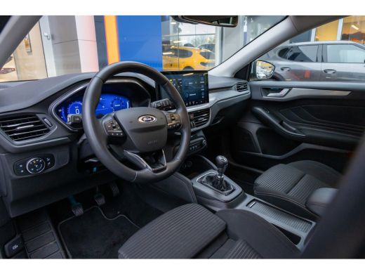 Ford Focus 1.0 EcoBoost Hybrid Titanium X | Camera | Stoel/stuur/voorruit verwarming | Apple Carplay/Android... ActivLease financial lease