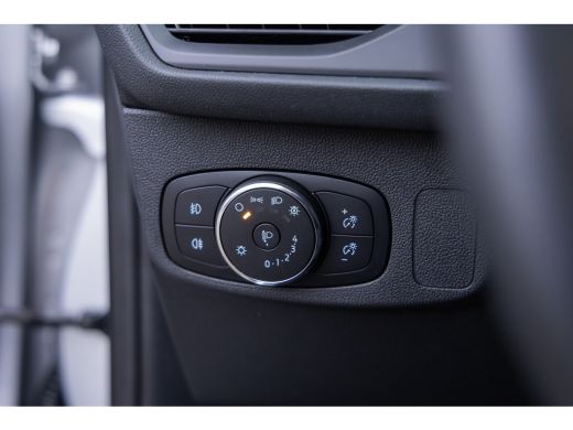 Ford Focus 1.0 EcoBoost Hybrid Titanium X | Camera | Stoel/stuur/voorruit verwarming | Apple Carplay/Android... ActivLease financial lease