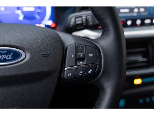 Ford Focus 1.0 EcoBoost Hybrid Titanium X | Camera | Stoel/stuur/voorruit verwarming | Apple Carplay/Android... ActivLease financial lease