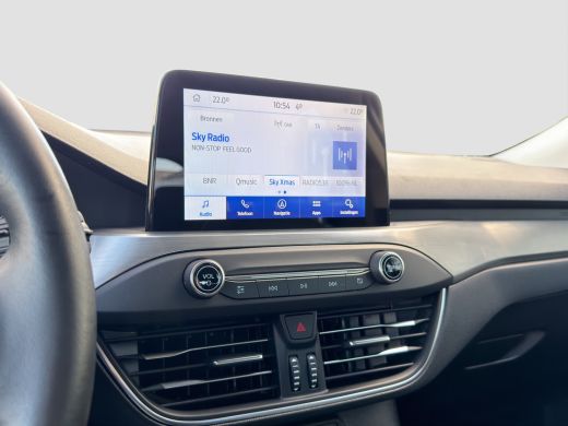 Ford Focus 1.0 EcoBoost Titanium Business LED | Parkeersensoren | Keyless | Full map navigatie | Climate con... ActivLease financial lease