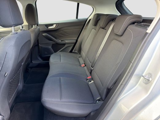 Ford Focus 1.0 EcoBoost Titanium Business LED | Parkeersensoren | Keyless | Full map navigatie | Climate con... ActivLease financial lease