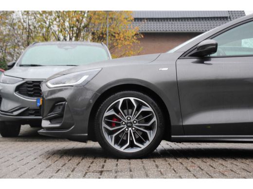 Ford Focus 1.0EB HYBRID 155PK ST-LINE X AUTOMAAT AUTOMAAT | NL-AUTO! | 1 EIGENAAR! | PANODAK | ADAPTIVE CRUI... ActivLease financial lease