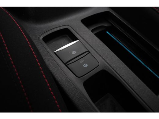 Ford Focus 1.0EB HYBRID 155PK ST-LINE X AUTOMAAT AUTOMAAT | NL-AUTO! | 1 EIGENAAR! | PANODAK | ADAPTIVE CRUI... ActivLease financial lease