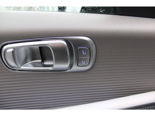 Hyundai IONIQ 6 Lounge Sky 77.4 kWh | Trekhaak | Leder | 360 camera | Elektrische voorstoelen met geheugenfunctie... ActivLease financial lease