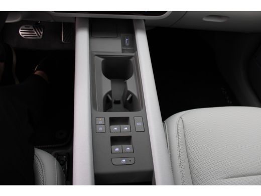 Hyundai IONIQ 6 Lounge Sky 77.4 kWh | Trekhaak | Leder | 360 camera | Elektrische voorstoelen met geheugenfunctie... ActivLease financial lease
