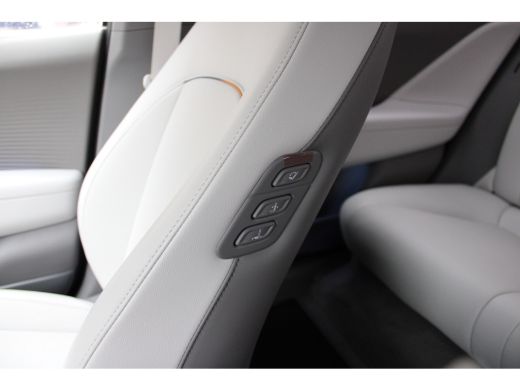 Hyundai IONIQ 6 Lounge Sky 77.4 kWh | Trekhaak | Leder | 360 camera | Elektrische voorstoelen met geheugenfunctie... ActivLease financial lease