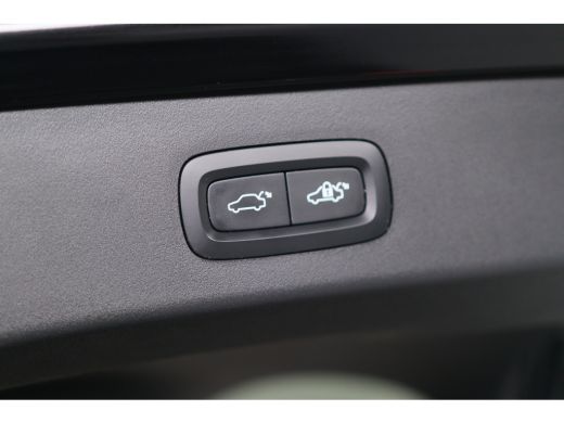 Lynk & Co 01 1.5 Black Pack | Panoramadak | Navigatie | Adaptieve Cruise | Infinity Audio | 360g Camera | ActivLease financial lease