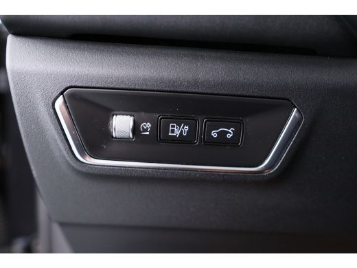 Lynk & Co 01 1.5 Black Pack | Panoramadak | Navigatie | Adaptieve Cruise | Infinity Audio | 360g Camera | ActivLease financial lease