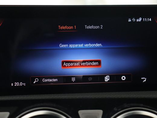 Mercedes-Benz A-Klasse 250e AMG | Panoramadak | 360 Camera | Burmester | Stoelverwarming | Adaptive cruise | Carplay | S... ActivLease financial lease