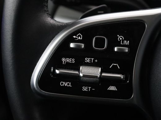 Mercedes-Benz B-Klasse 250e Urban Night | Adaptive cruise | Stoelverwarming | Camera | Carplay | Sfeerverlichting | Half... ActivLease financial lease