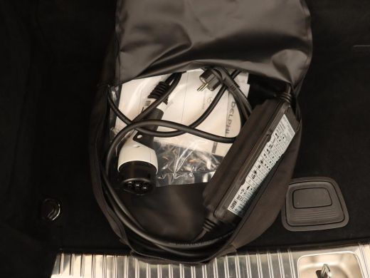 Mercedes-Benz C-Klasse 300e AMG Limited | Panoramadak | 360 Camera | Stoelverwarming | Carplay | Matrix LED | Leder/Alca... ActivLease financial lease