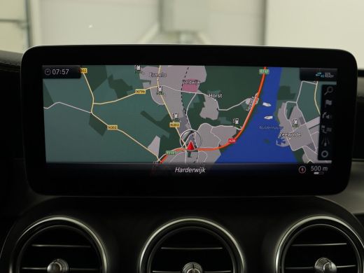 Mercedes-Benz C-Klasse 300e AMG Limited | Panoramadak | 360 Camera | Stoelverwarming | Carplay | Matrix LED | Leder/Alca... ActivLease financial lease