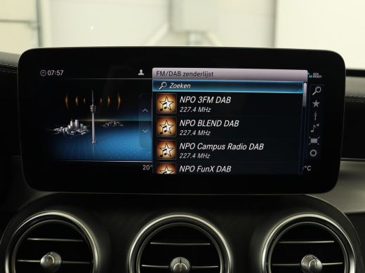 Mercedes-Benz C-Klasse 300e AMG Limited | Panoramadak | 360 Camera | Stoelverwarming | Carplay | Matrix LED | Leder/Alca... ActivLease financial lease