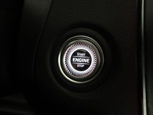 Mercedes-Benz C-Klasse 300e AMG Limited | Panoramadak | 360 Camera | Stoelverwarming | Carplay | Matrix LED | Leder/Alca... ActivLease financial lease