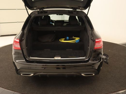 Mercedes-Benz C-Klasse 300e AMG Limited | Panoramadak | 360 Camera | Stoelverwarming | Carplay | Matrix LED | Leder/Alca... ActivLease financial lease