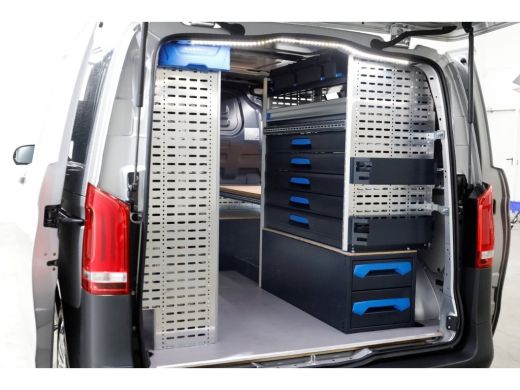 Mercedes-Benz Vito 114 CDI 136pk Compact 9G Automaat 2x Schuifdeur/LED/Camera/Inrichting 07-2022 ActivLease financial lease