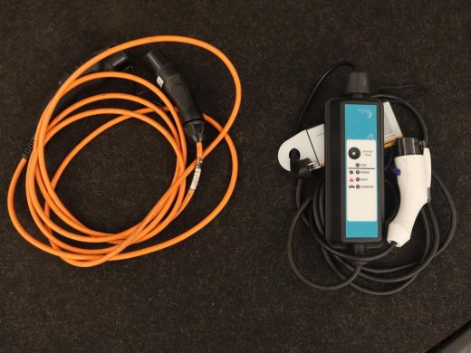 Mitsubishi Outlander 2.4 PHEV Pure+ | Trekhaak | Carplay | Leder/Alcantara | Camera | Keyless | Full LED | Climate con... ActivLease financial lease