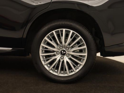 Mitsubishi Outlander 2.4 PHEV Pure+ | Trekhaak | Carplay | Leder/Alcantara | Camera | Keyless | Full LED | Climate con... ActivLease financial lease