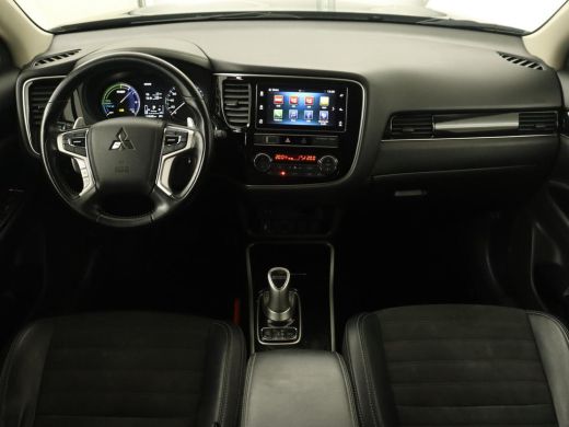 Mitsubishi Outlander 2.4 PHEV Pure+ | Trekhaak | Carplay | Leder/Alcantara | Camera | Keyless | Full LED | Climate con... ActivLease financial lease