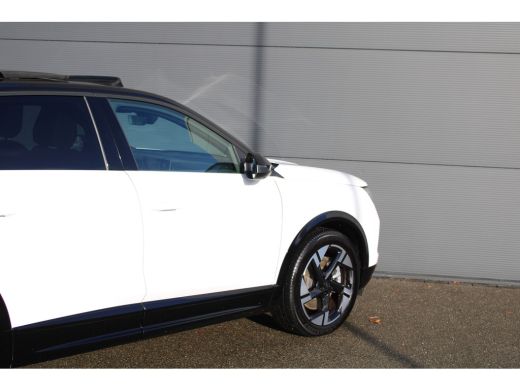 Opel Grandland GS 73 KW | Panoramadak | Lederen bekleding | Trekhaak | Focal | BTW | 20.000km | ActivLease financial lease