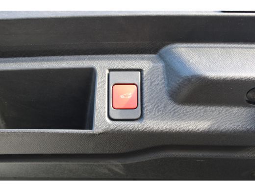 Opel Grandland GS 73 KW | Panoramadak | Lederen bekleding | Trekhaak | Focal | BTW | 20.000km | ActivLease financial lease