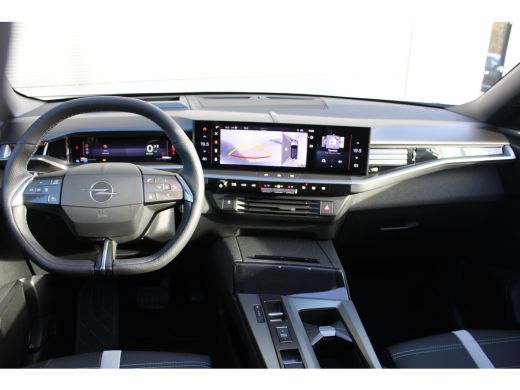 Opel Grandland GS 73 KW | Panoramadak | Lederen bekleding | Trekhaak | Focal | BTW | 20.000km | ActivLease financial lease