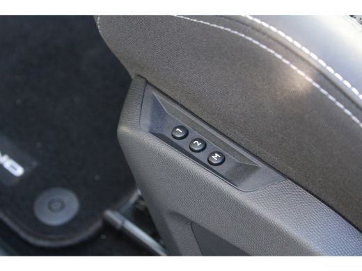 Opel Grandland GS 73 KW | Panoramadak | Lederen bekleding | Trekhaak | Focal | BTW | 20.000km | ActivLease financial lease