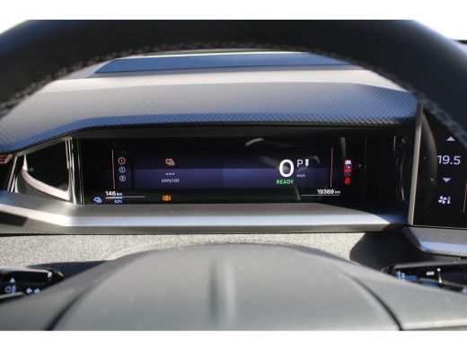 Opel Grandland GS 73 KW | Panoramadak | Lederen bekleding | Trekhaak | Focal | BTW | 20.000km | ActivLease financial lease