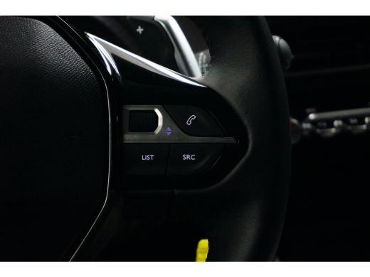 Peugeot 208 Hybrid 100 e-DCS6 Allure | Achterbank in delen neerklapbaar | Apple Carplay/Android Auto|telefoon... ActivLease financial lease
