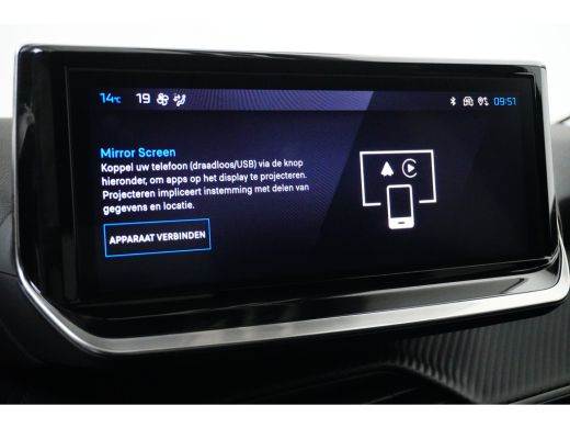 Peugeot 208 Hybrid 100 e-DCS6 Allure | Achterbank in delen neerklapbaar | Apple Carplay/Android Auto|telefoon... ActivLease financial lease