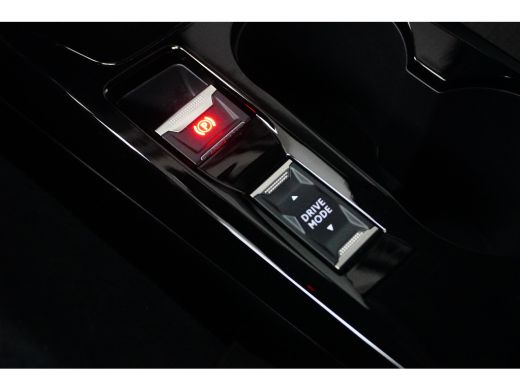 Peugeot 208 Hybrid 100 e-DCS6 Allure | Achterbank in delen neerklapbaar | Apple Carplay/Android Auto|telefoon... ActivLease financial lease