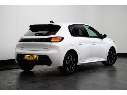 Peugeot 208 Hybrid 100 e-DCS6 Allure | Achterbank in delen neerklapbaar | Apple Carplay/Android Auto|telefoon... ActivLease financial lease