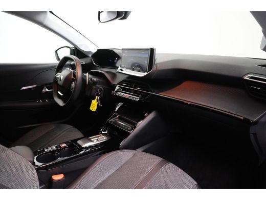 Peugeot 208 Hybrid 100 e-DCS6 Allure | Achterbank in delen neerklapbaar | Apple Carplay/Android Auto|telefoon... ActivLease financial lease