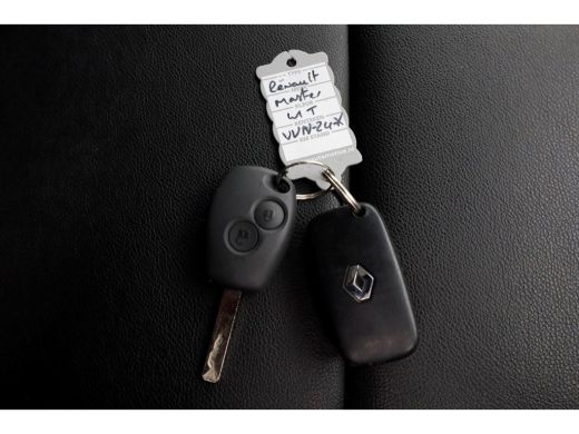 Renault Master T35 2.3 dCi 145pk L3 D.C. Kipper 05-2023 ActivLease financial lease