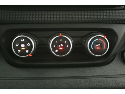 Renault Trafic 2.0 dCi T29 L1H1 | Airco | Cruise | 3-Zits | Trekh. | Carplay | Navi | Parkeersens. ActivLease financial lease