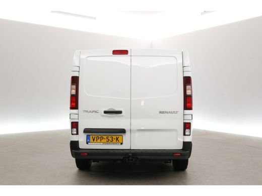 Renault Trafic 2.0 dCi T29 L1H1 | Airco | Cruise | 3-Zits | Trekh. | Carplay | Navi | Parkeersens. ActivLease financial lease