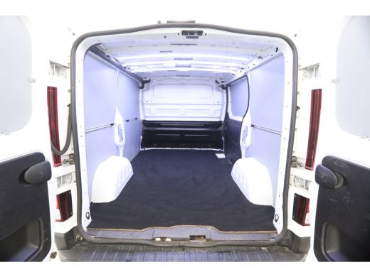 Renault Trafic 2.0 dCi T29 L1H1 | Airco | Cruise | 3-Zits | Trekh. | Carplay | Navi | Parkeersens. ActivLease financial lease