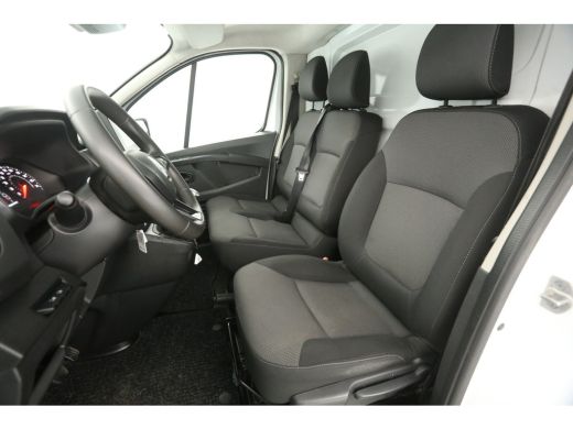 Renault Trafic 2.0 dCi T29 L1H1 | Airco | Cruise | 3-Zits | Trekh. | Carplay | Navi | Parkeersens. ActivLease financial lease