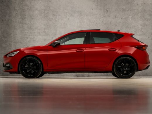 Seat Leon 1.5 TSI FR Sport Automaat (SCHUIFDAK, APPLE CARPLAY, VIRTUAL COCKPIT, CAMERA, STOEL/STUURVERWARMI... ActivLease financial lease