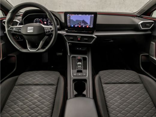 Seat Leon 1.5 TSI FR Sport Automaat (SCHUIFDAK, APPLE CARPLAY, VIRTUAL COCKPIT, CAMERA, STOEL/STUURVERWARMI... ActivLease financial lease