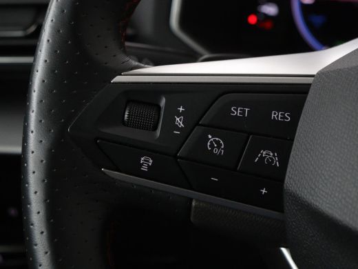 Seat Tarraco 1.4 TSI eHybrid PHEV FR | 360 camera | Stuurverwarming | Adaptive cruise | Side Assist | Carplay ... ActivLease financial lease