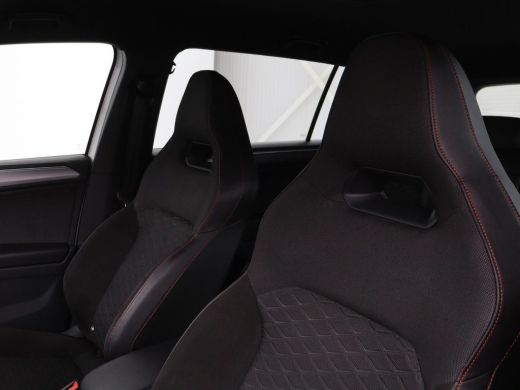 Seat Tarraco 1.4 TSI eHybrid PHEV FR | 360 camera | Stuurverwarming | Adaptive cruise | Side Assist | Carplay ... ActivLease financial lease