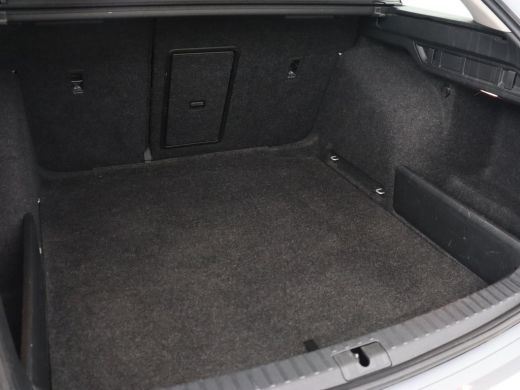 Skoda Octavia 1.0 e-TSI Business Edition | Stoelverwarming | Trekhaak | Camera | Carplay | Virtual Cockpit | Na... ActivLease financial lease