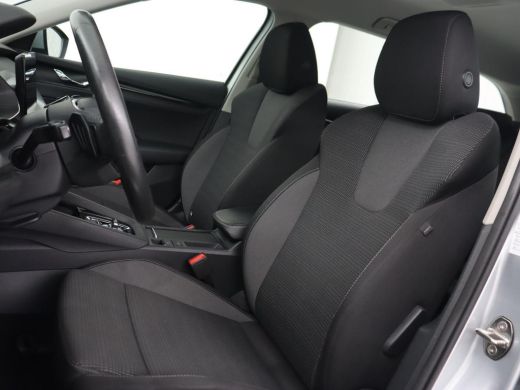 Skoda Octavia 1.0 e-TSI Business Edition | Stoelverwarming | Trekhaak | Camera | Carplay | Virtual Cockpit | Na... ActivLease financial lease