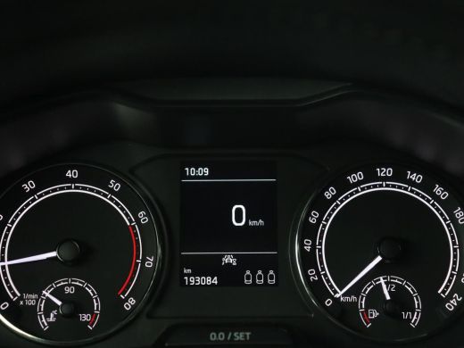 Skoda Scala 1.0 TSI Sport | Carplay | Sportstoelen | Climate control | Parkeerhulp | Cruise control | Full LE... ActivLease financial lease